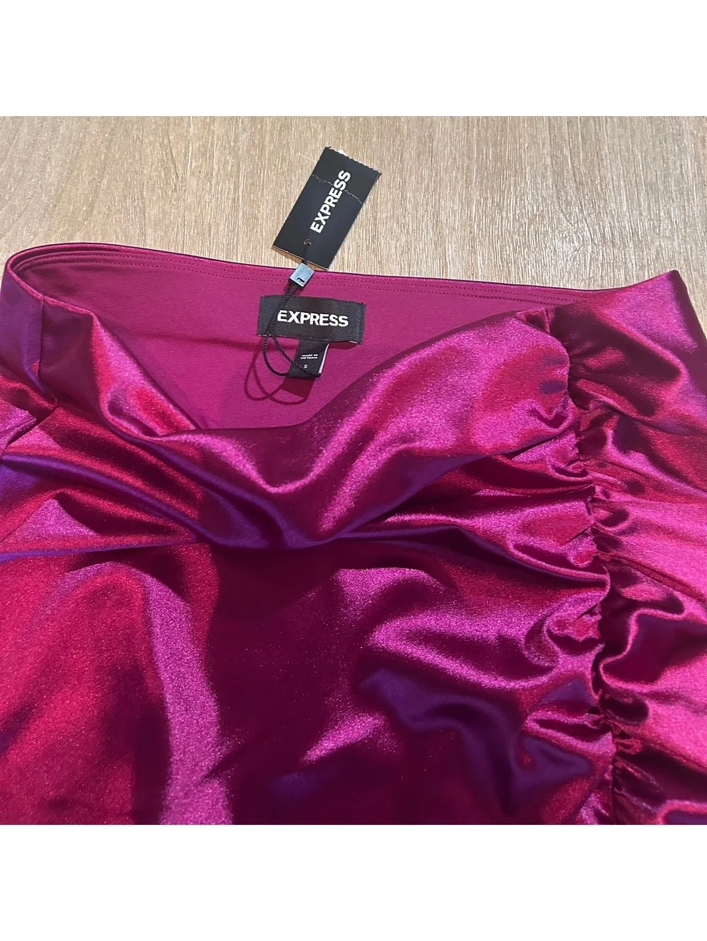 NWT Express Magenta 2-Piece Set – One-Shoulder Crop Top & Slit Midi Skirt Small